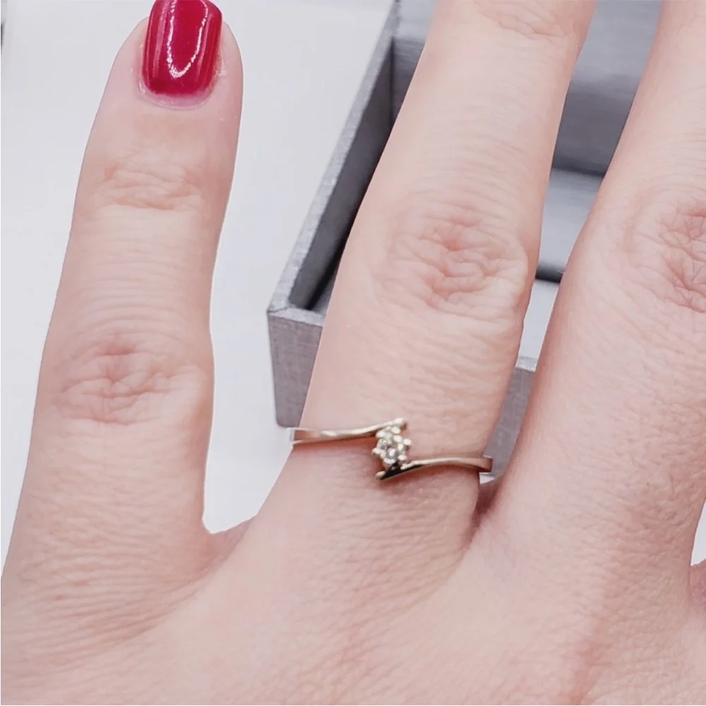 10k Solid White Gold Genuine Round Diamond Solitaire Vintage Ring